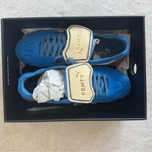 Puma Blue Sneakers Classic Design